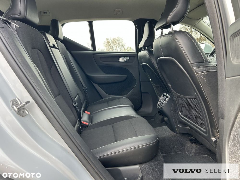 Volvo XC 40 - 20