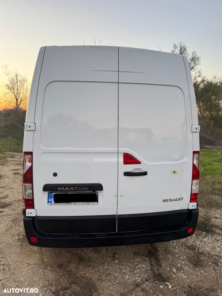 Renault Master 2018-12 - 12