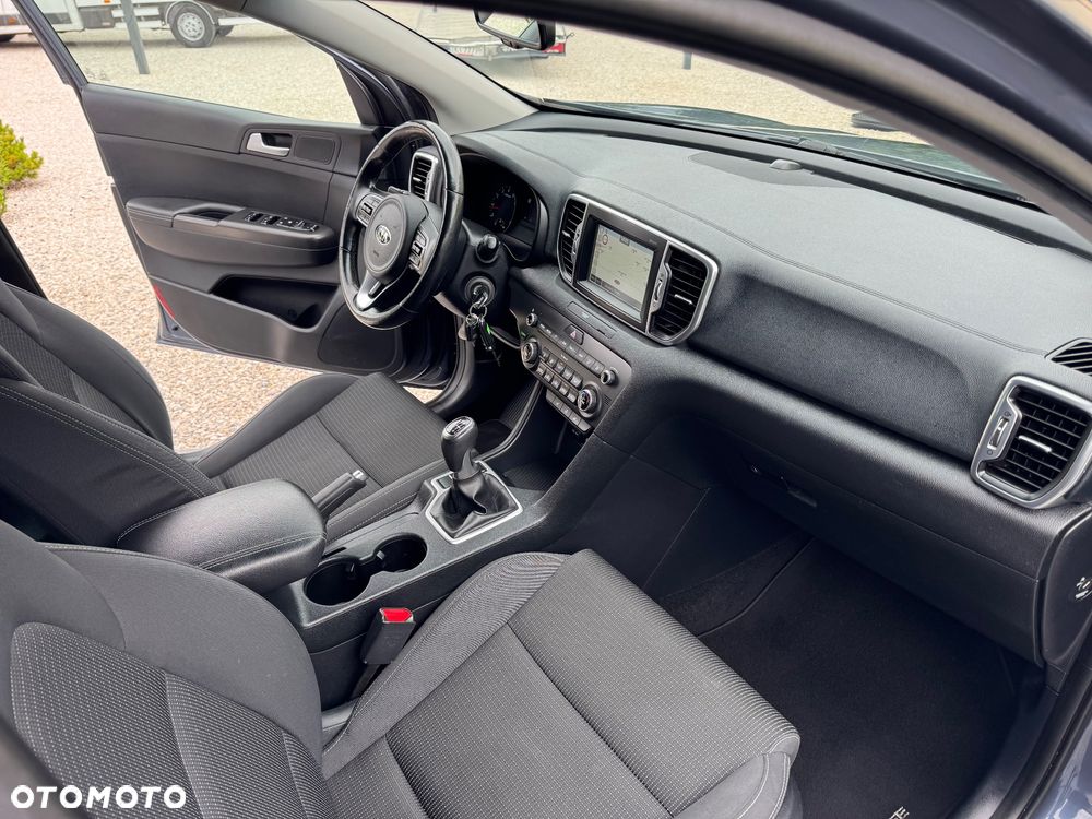 Kia Sportage 1.6 GDI 2WD DREAM-TEAM EDITION - 28