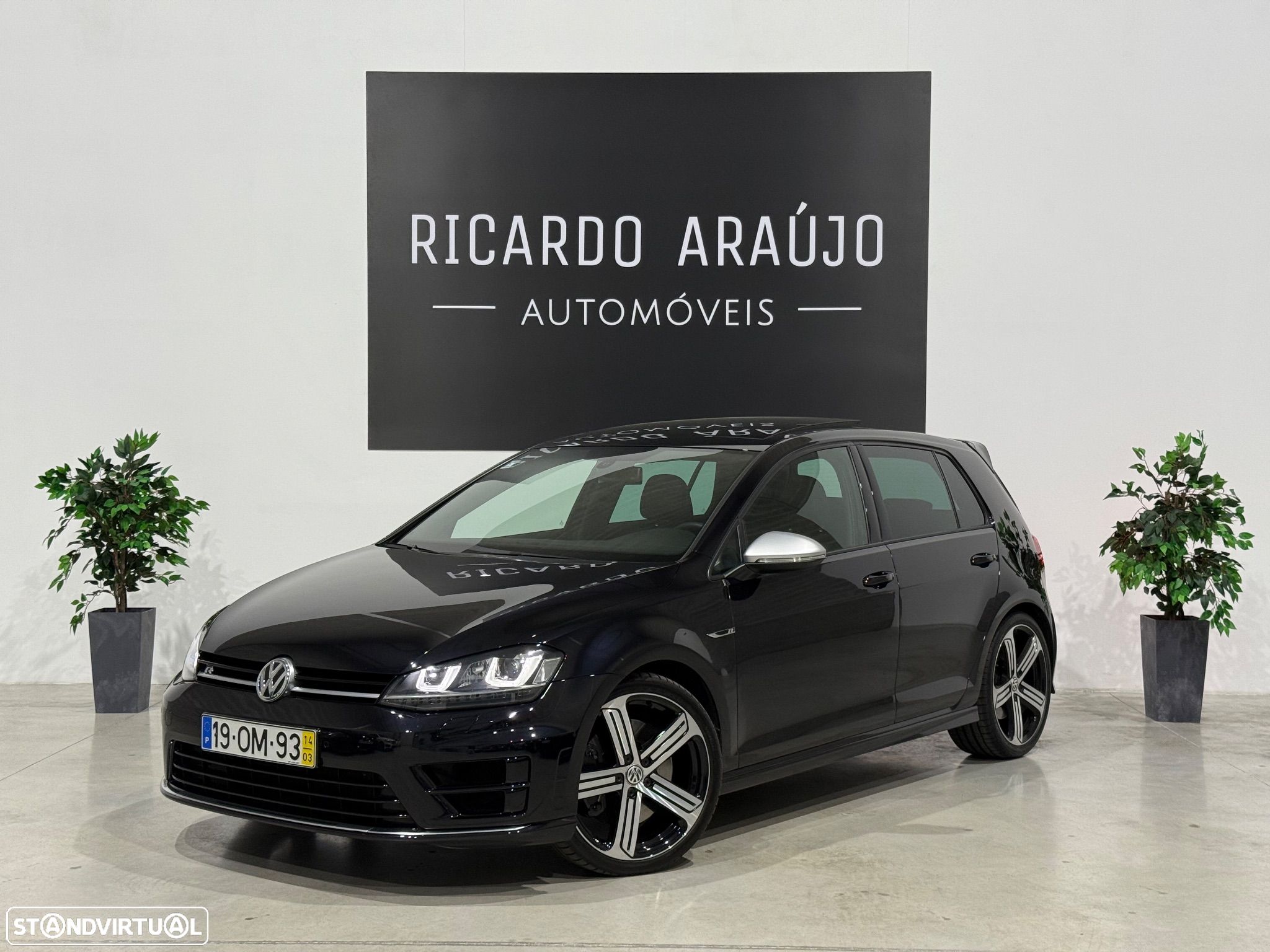 VW Golf 2.0 TSi R DSG - 1