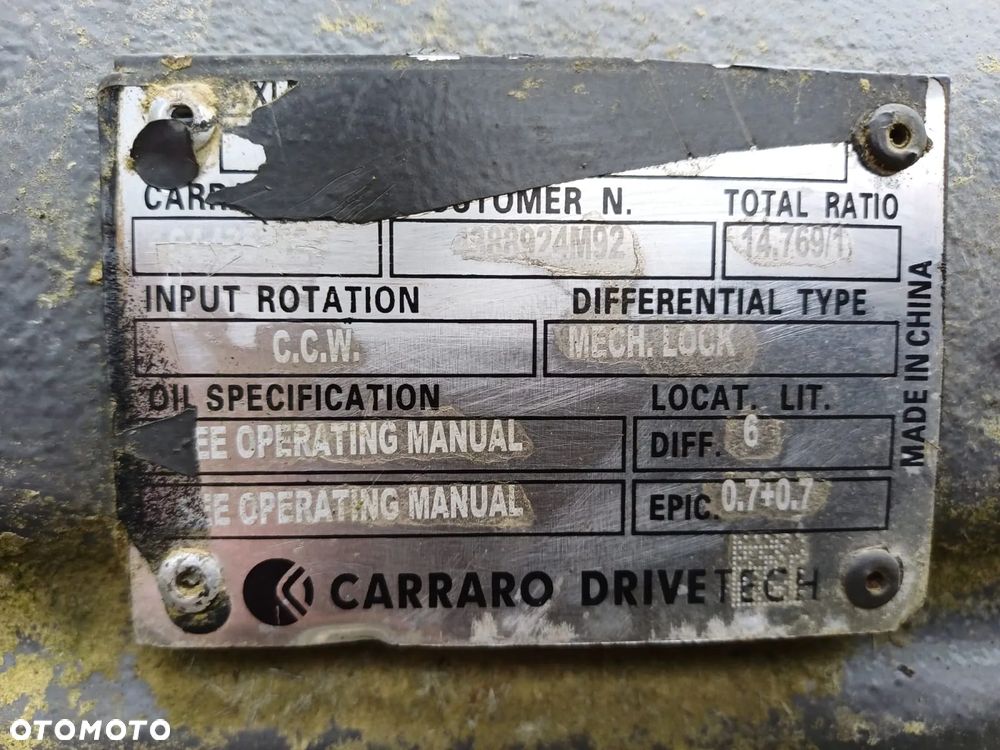 Most carraro,zwrotnice,atak,układ planetarny,4388924M92,valtra a114,104,massey ferguson 5711,agco,półoś,satelita,wieniec,piasta,obudowa mostu,koło talerzowe