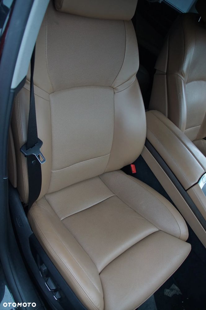 Pojazd na części BMW F01 750i Long xDrive, rocznik 2011 BLACK SAPPHIRE METALLIC (475) XCL.LEDER NAPPA ERW./D5 SATB HELL (NAD5) silnik N63B44O0 skrzynia GA6HP-26Z drzwi klapa szyba fotele long amortyzator - 21