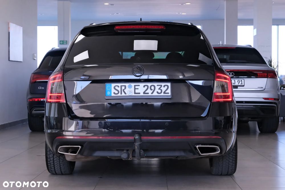 Skoda Octavia 2.0 TDI (Green tec) DSG RS - 8