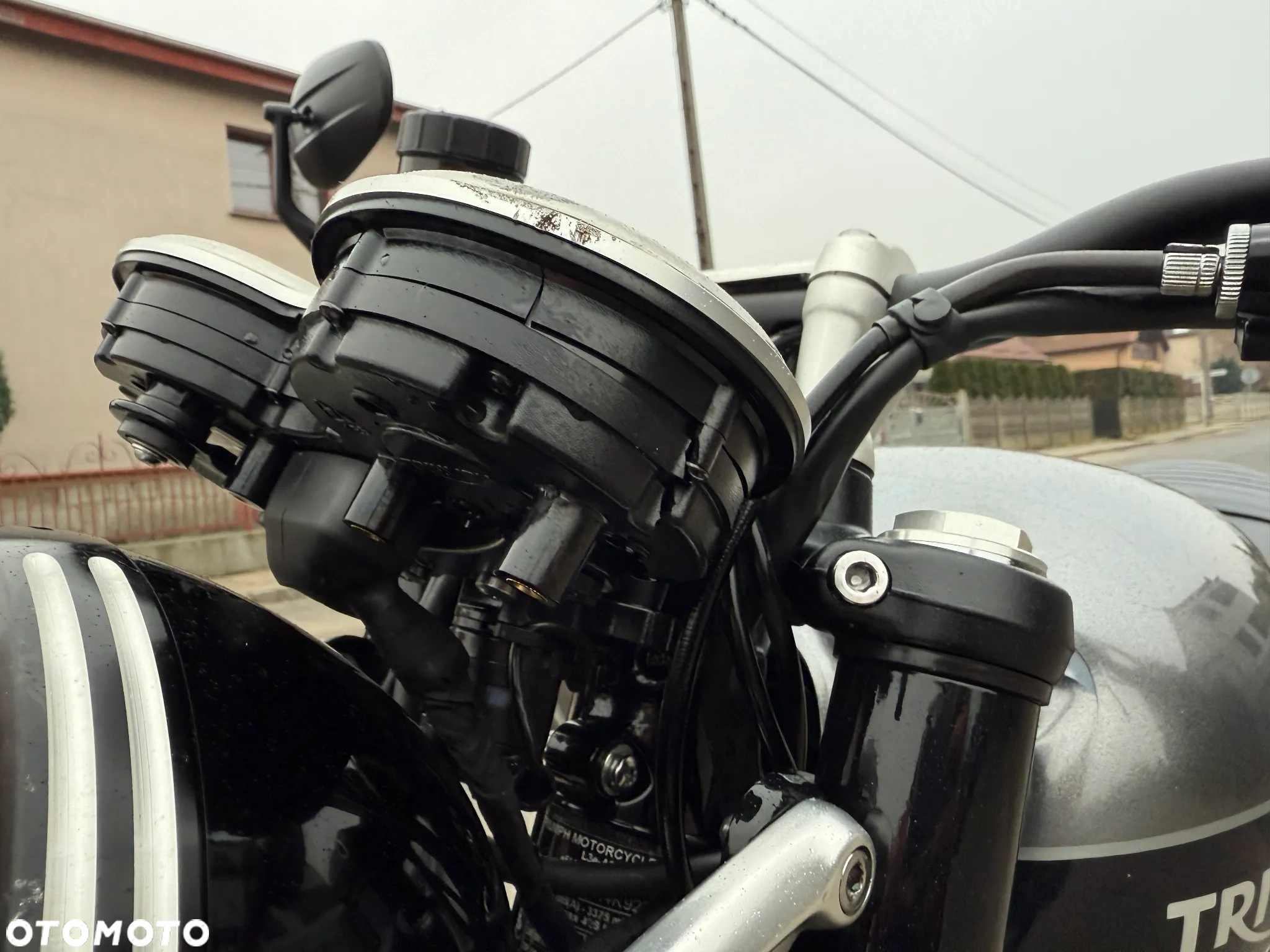 Triumph Speed Twin - 18