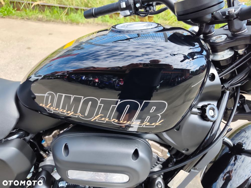 QJMOTOR SRV 125 - 12