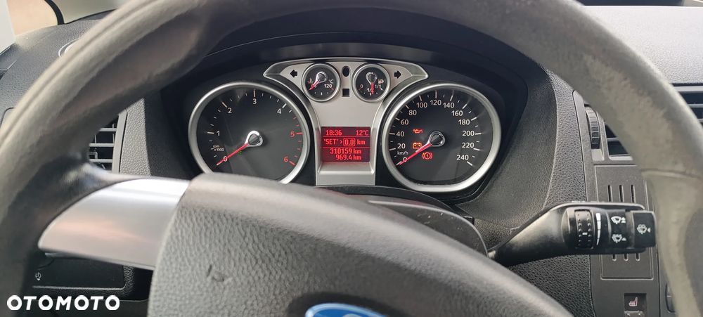 Ford Focus C-Max - 16
