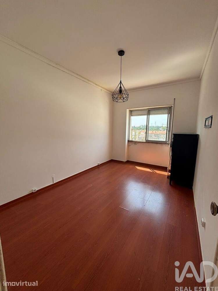 Apartamento T2 em Amora - Grande imagem: 4/8