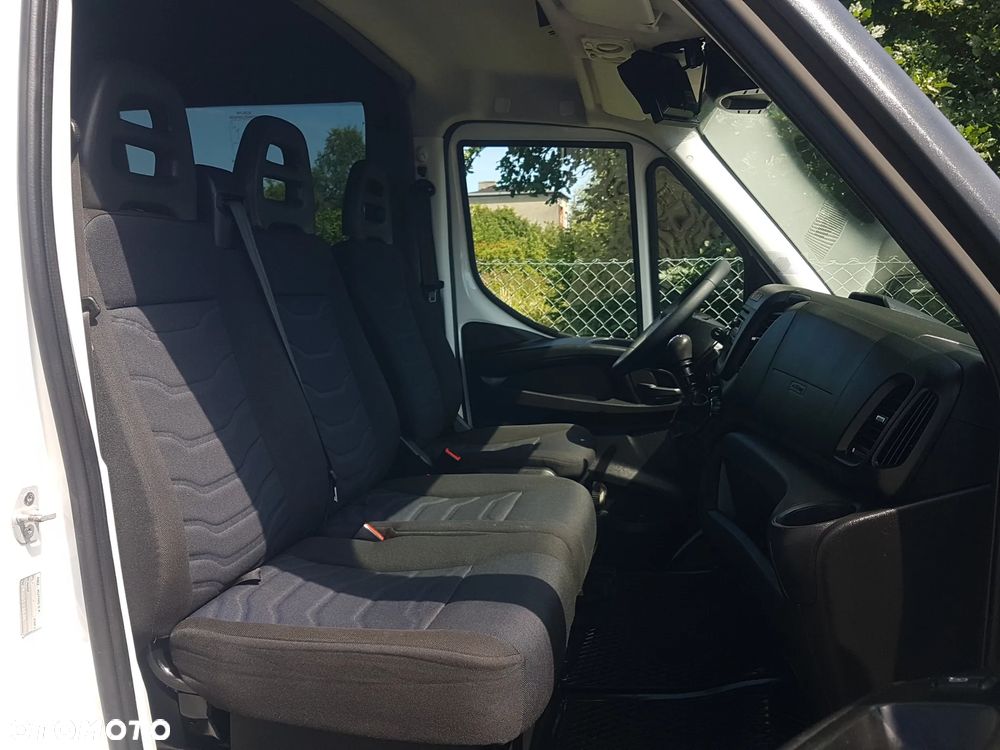 Iveco 50C15 DAILY 7-OSÓB BRYGADÓWKA BLIŹNIAKI MAXI DŁUGI WYSOKI KLIMA BLASZAK VAN FURGON HAK KRAJOWY - 8