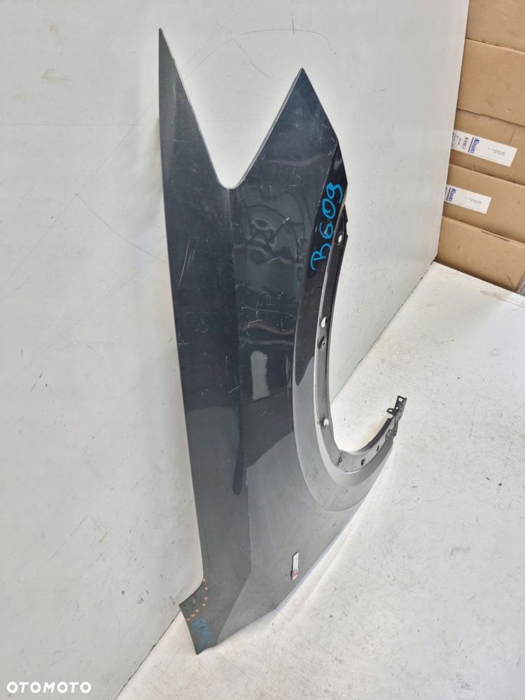 Audi Q2 81A S-LINE Błotnik PRAWY przód przedni - 2