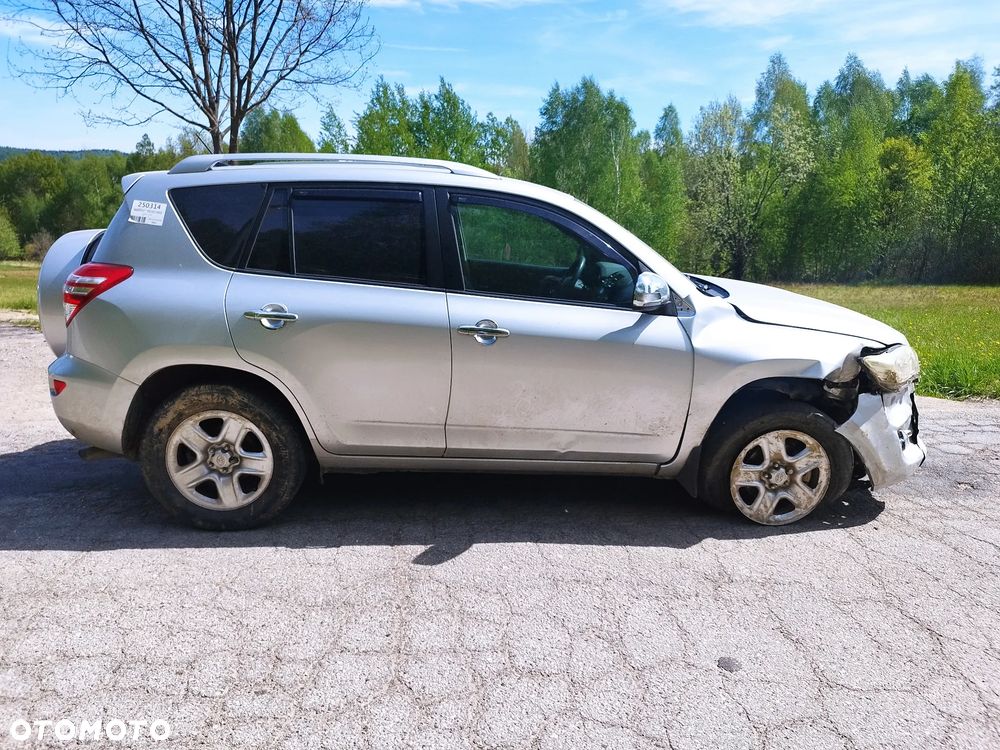 Toyota RAV4 2.2 D-4D 4x4 Life - 7