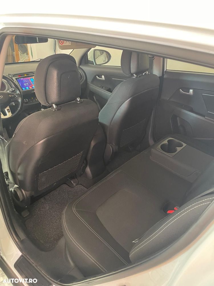 Kia Sportage 1.6 GSL MT 4x2 STYLE - 4
