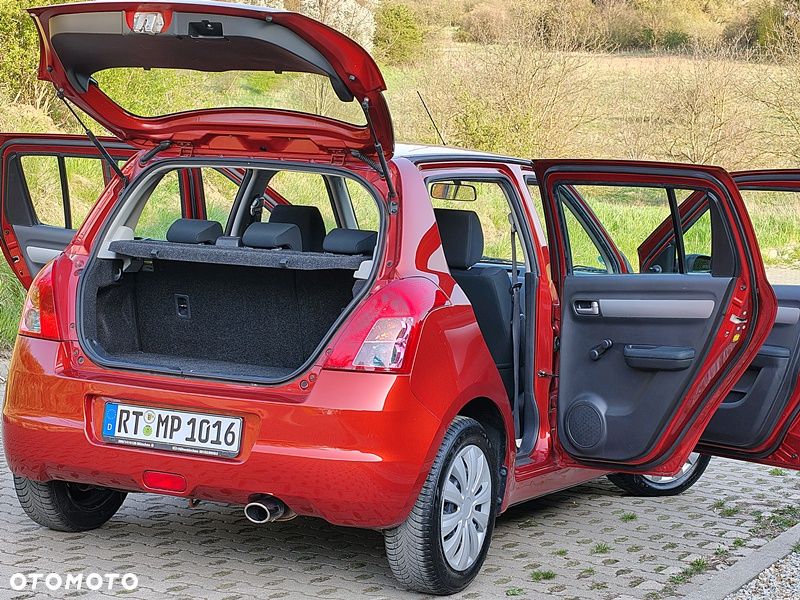 Suzuki Swift 1.3 GS / Premium - 39