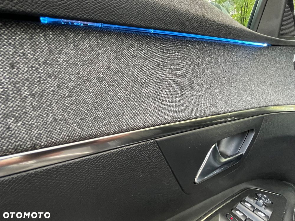 Peugeot 3008 BlueHDi 180 Stop & Start EAT8 Allure - 33