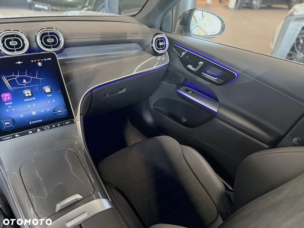Mercedes-Benz GLC - 9