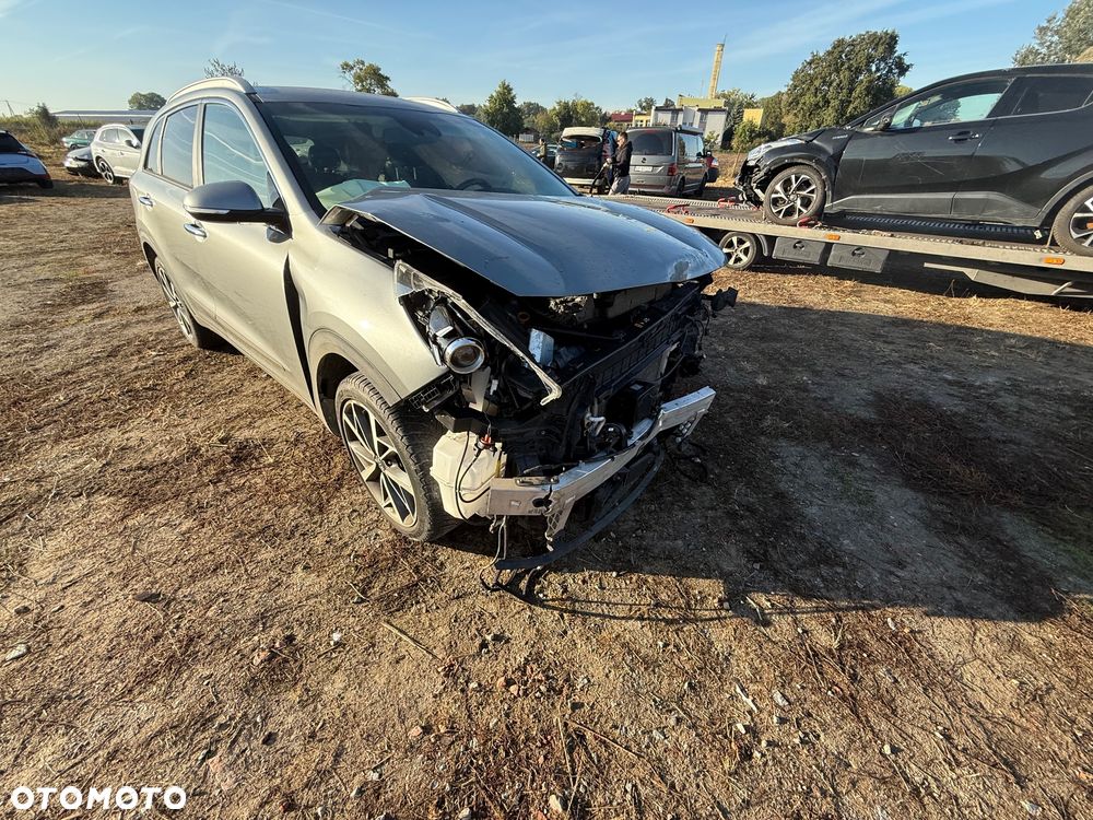 Kia Niro 1.6 GDI HEV 2WD OPF Vision - 19