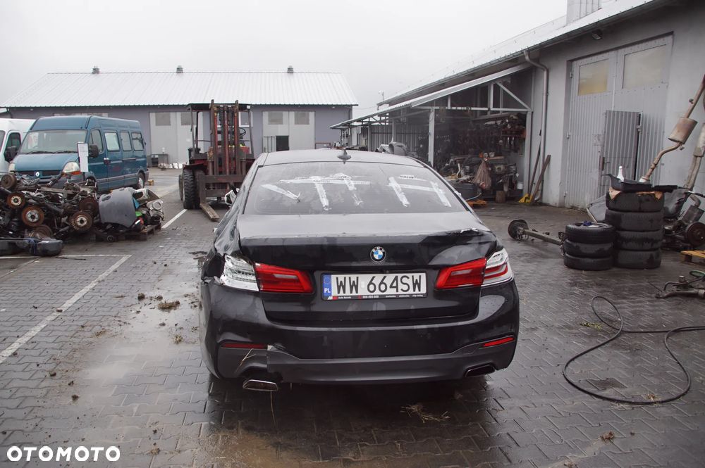 Auto na części - BMW G30 530d xDrive 3.0 D B57D30 265 KM GA8HP75X 475 2019R Silnik Skrzynia Drzwi  Klapa Lampa Szyba Felga Deska Kokpit Moduł Licznik - 7