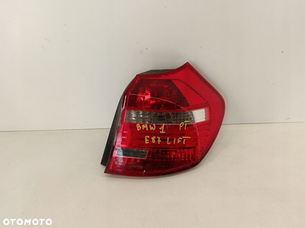 LAMPA PRAWA TYLNA TYŁ BMW 1 E87 LIFT 07-11 - 1