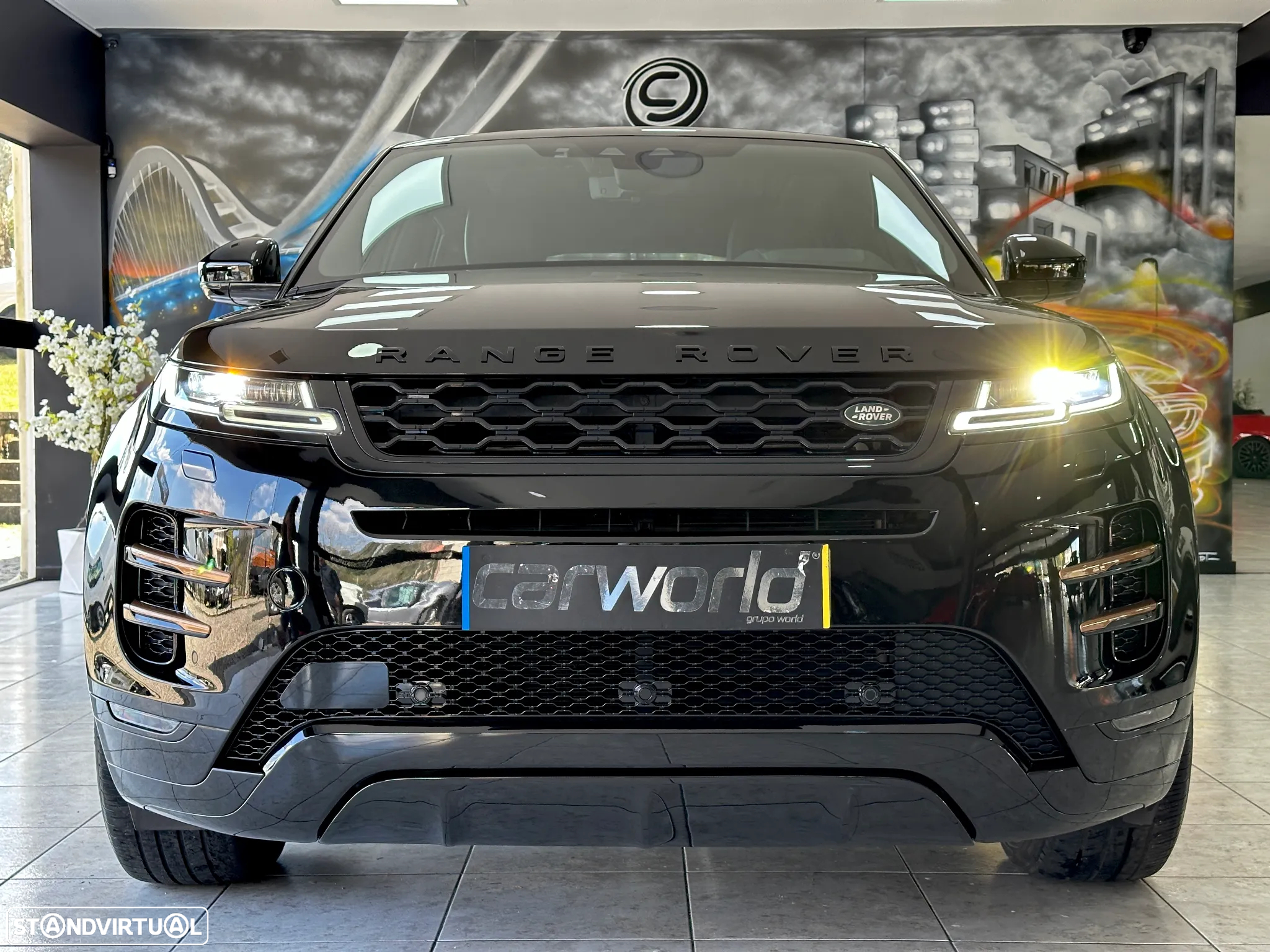 Land Rover Range Rover Evoque 2.0 P250 AWD R-Dynamic HSE Auto - 3