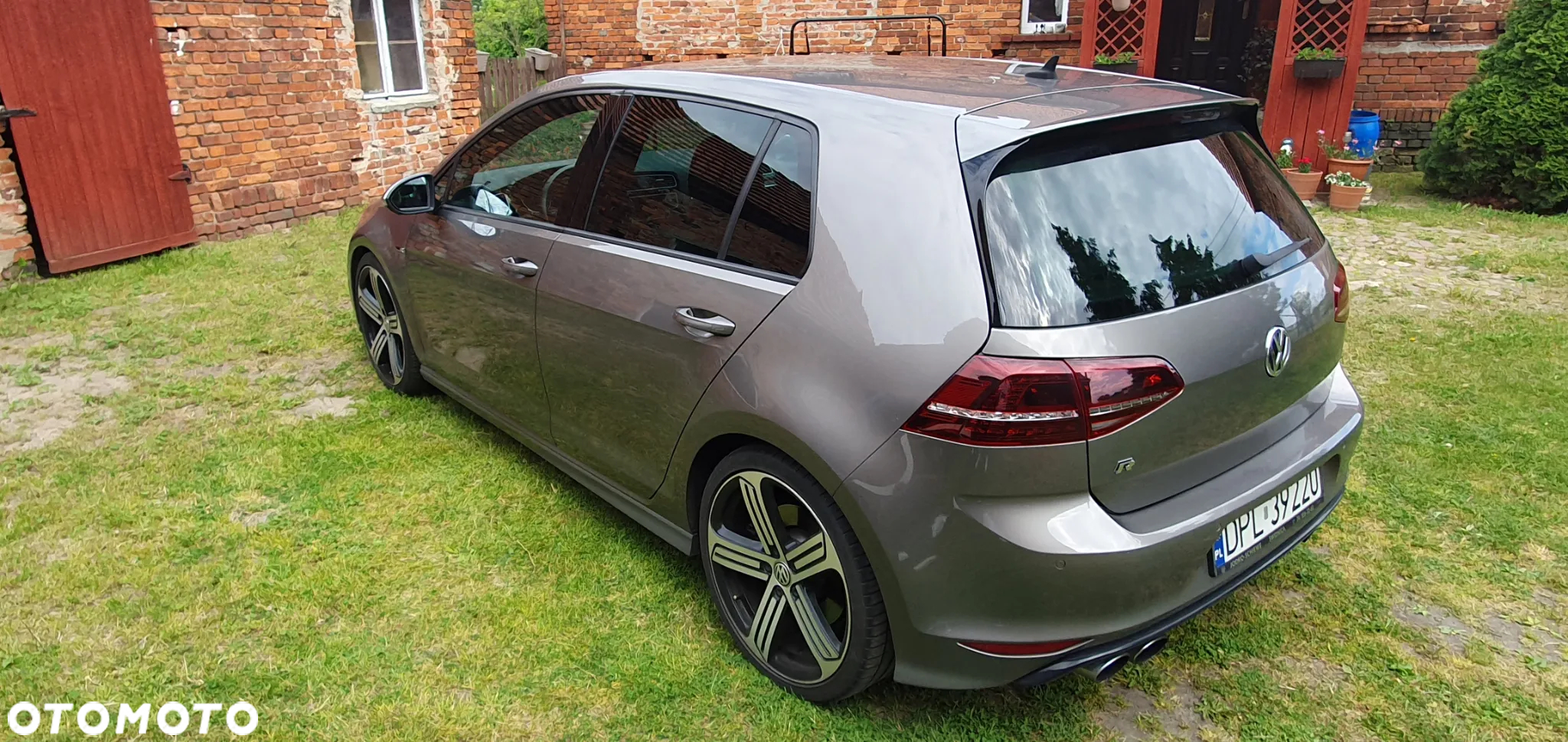 Volkswagen Golf VII 2.0 TSI BMT 4Mot R DSG - 3