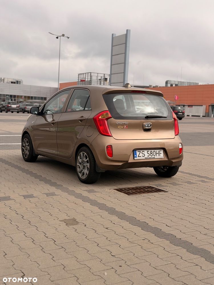 Kia Picanto 1.2 L - 5