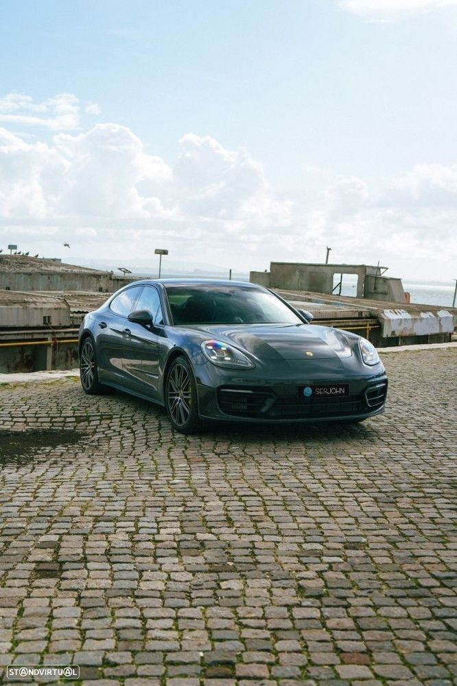 Porsche Panamera 4 E-Hybrid Executive - 4