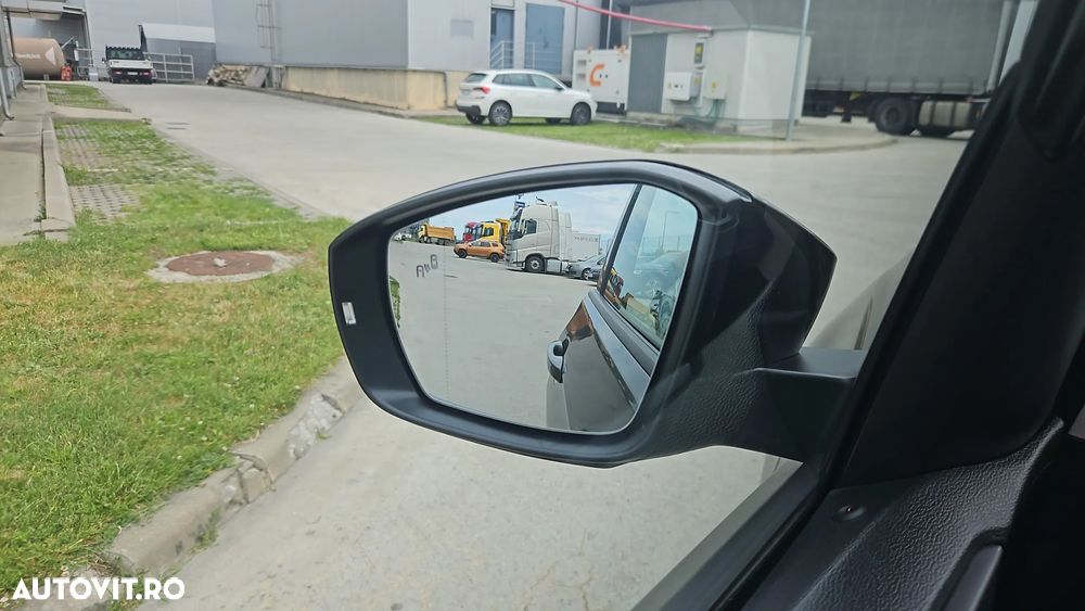 Volkswagen T-Cross 1.0 TSI DSG Style - 13