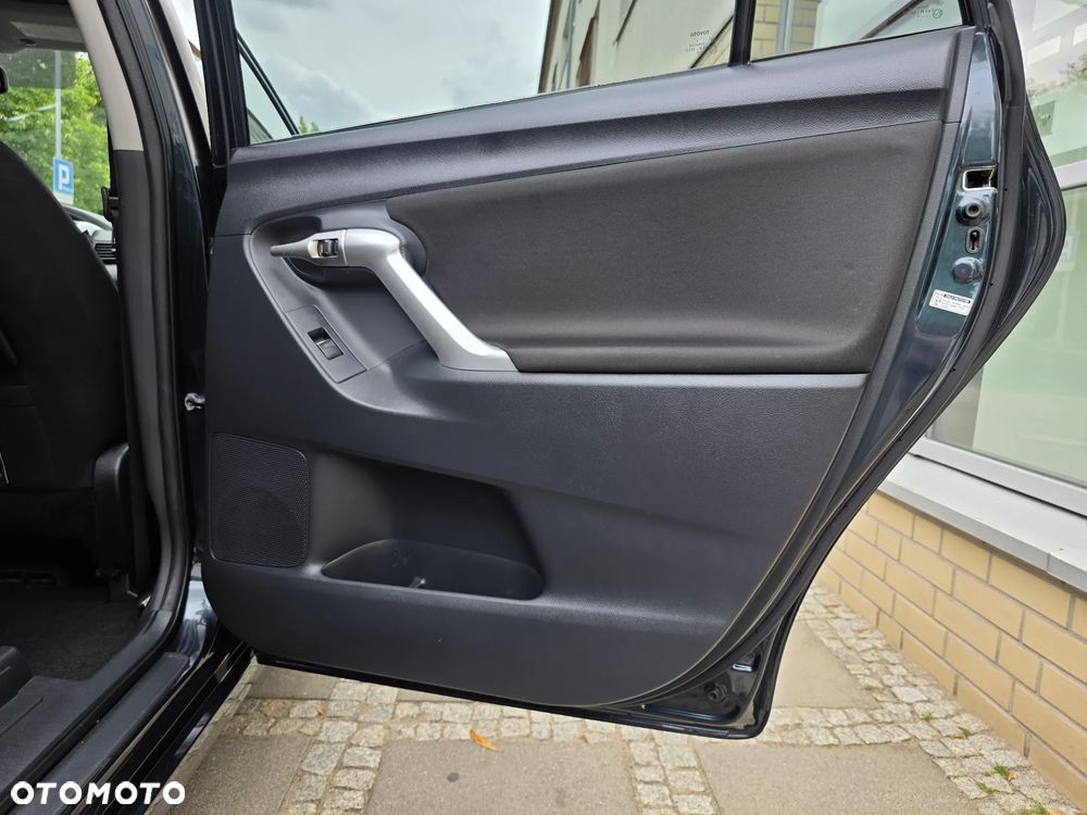 Toyota Verso 1.8 5-Sitzer Executive - 21