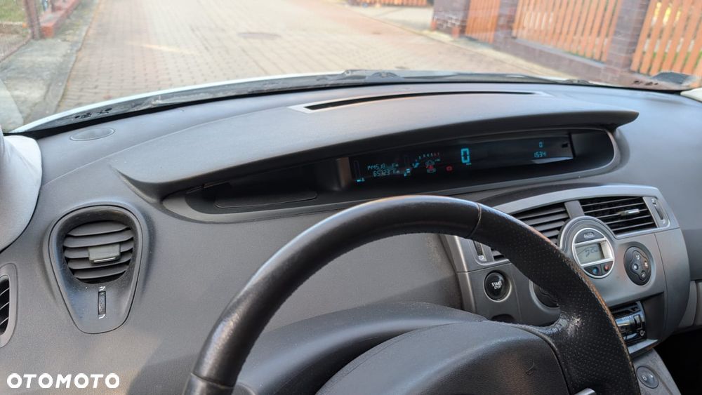 Renault Scenic 1.6 Pack Authentique - 8