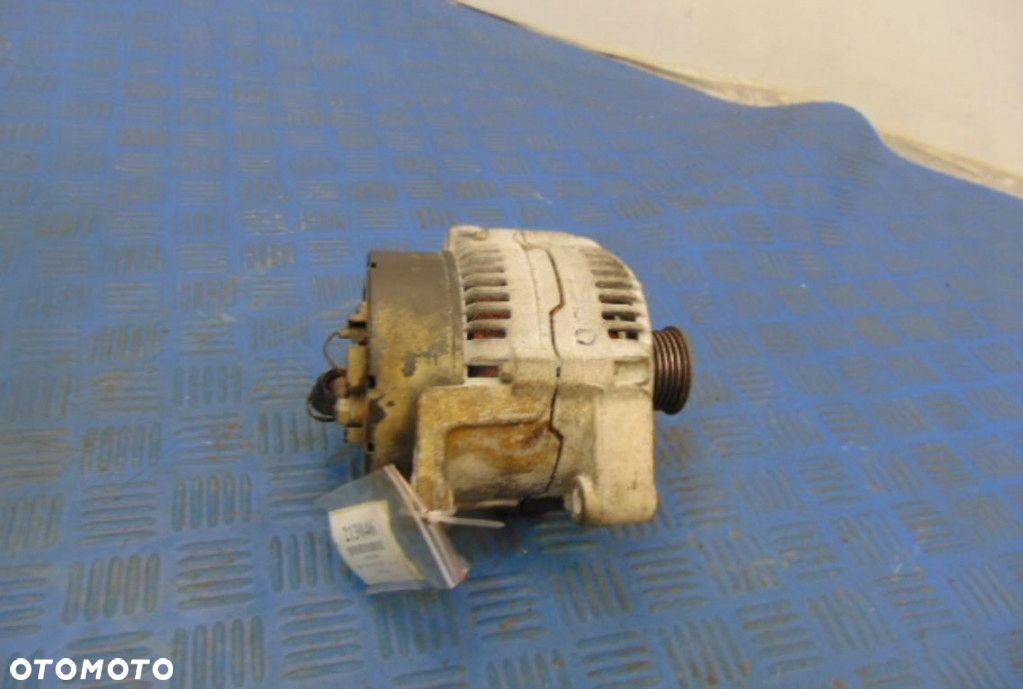 OPEL VECTRA B 2.0 16V ALTERNATOR - 5