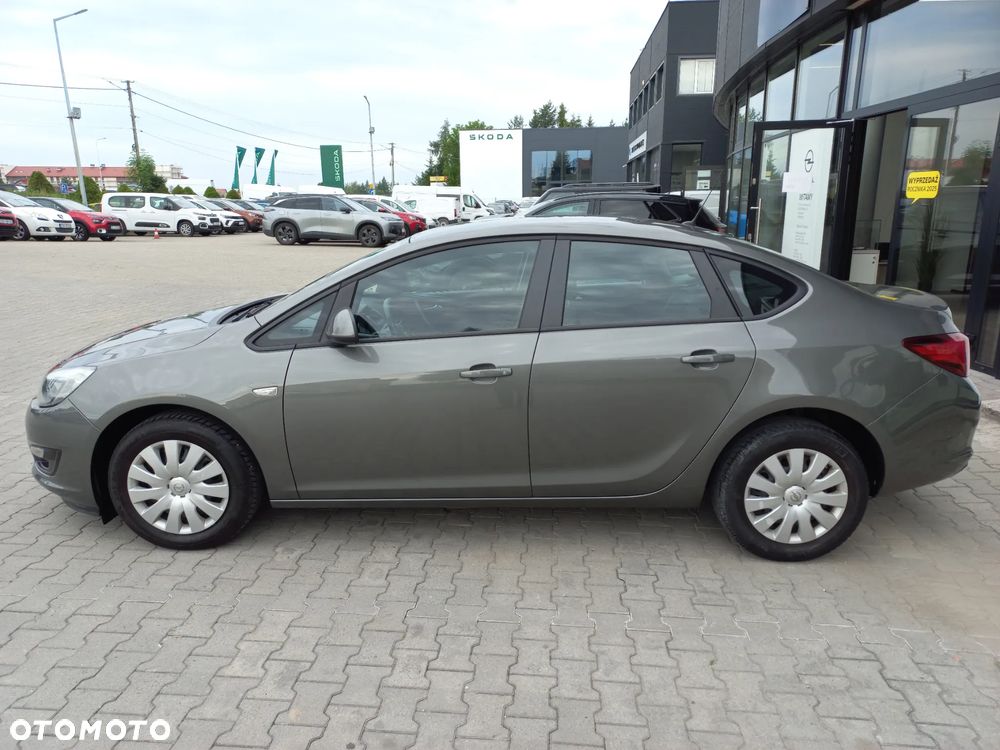 Opel Astra 1.6 EU6 - 8