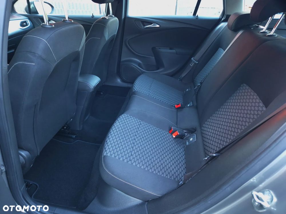 Opel Astra 1.4 Turbo Active - 28