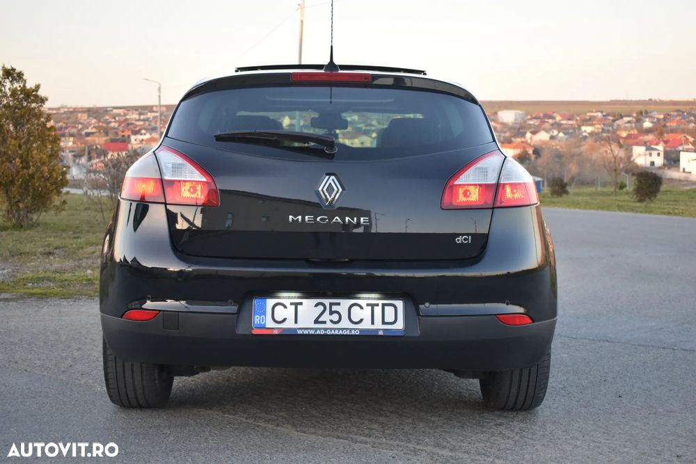 Renault Megane 1.5 dCi Dynamique Aut. - 11
