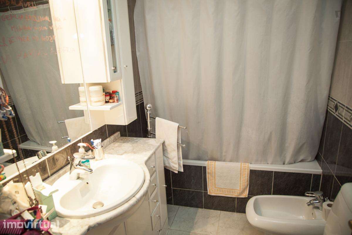 Quarto - localizado em São Jerónimo Coimbra - Grande imagem: 2/30