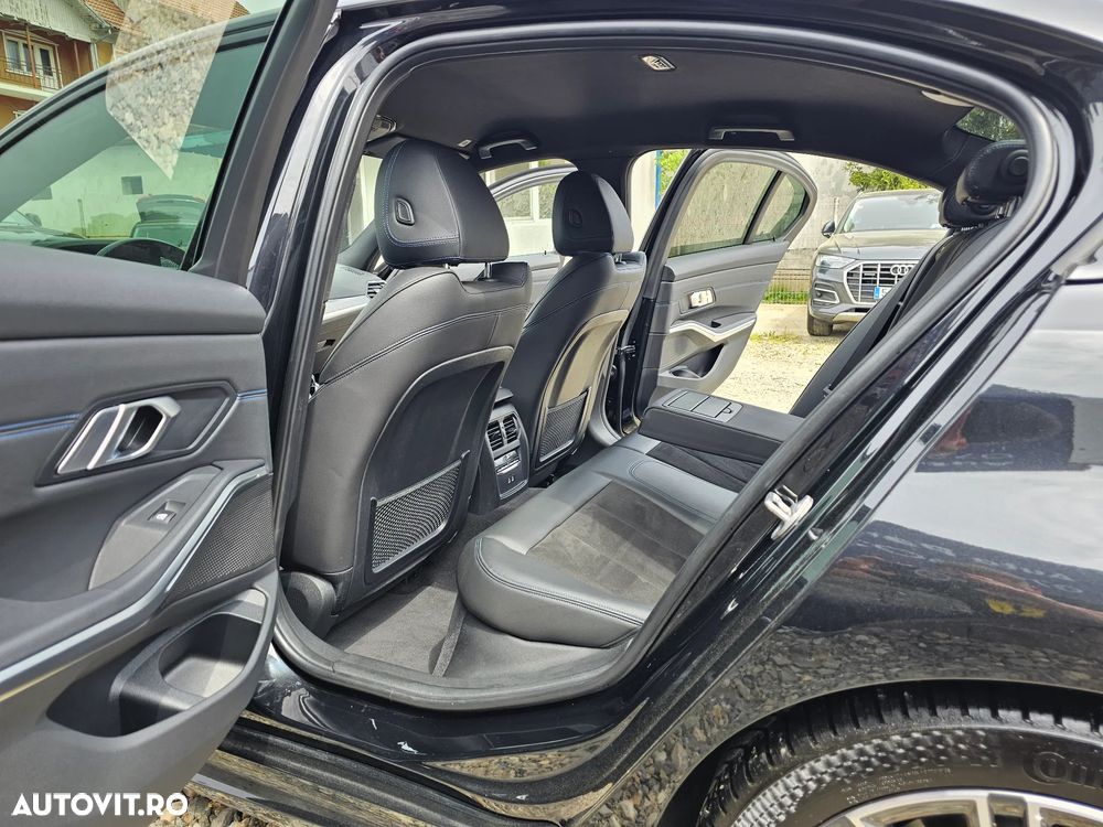 BMW Seria 3 320d Aut. Edition M Sport Shadow - 24