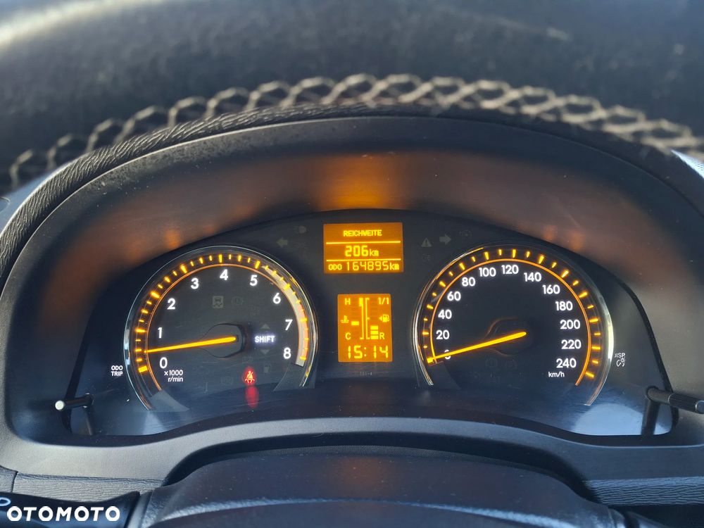 Toyota Avensis 1.8 Executive - 31