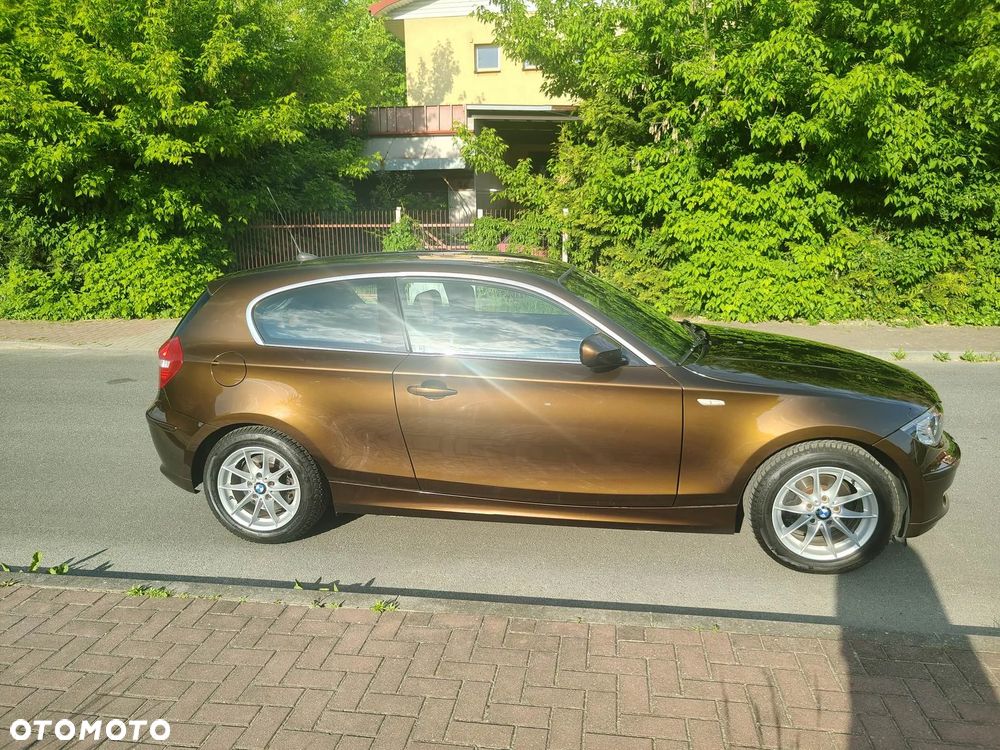 BMW Seria 1 118d DPF - 9