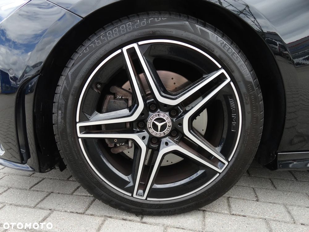 Mercedes-Benz CLA 200 7G-DCT Edition AMG Line - 26