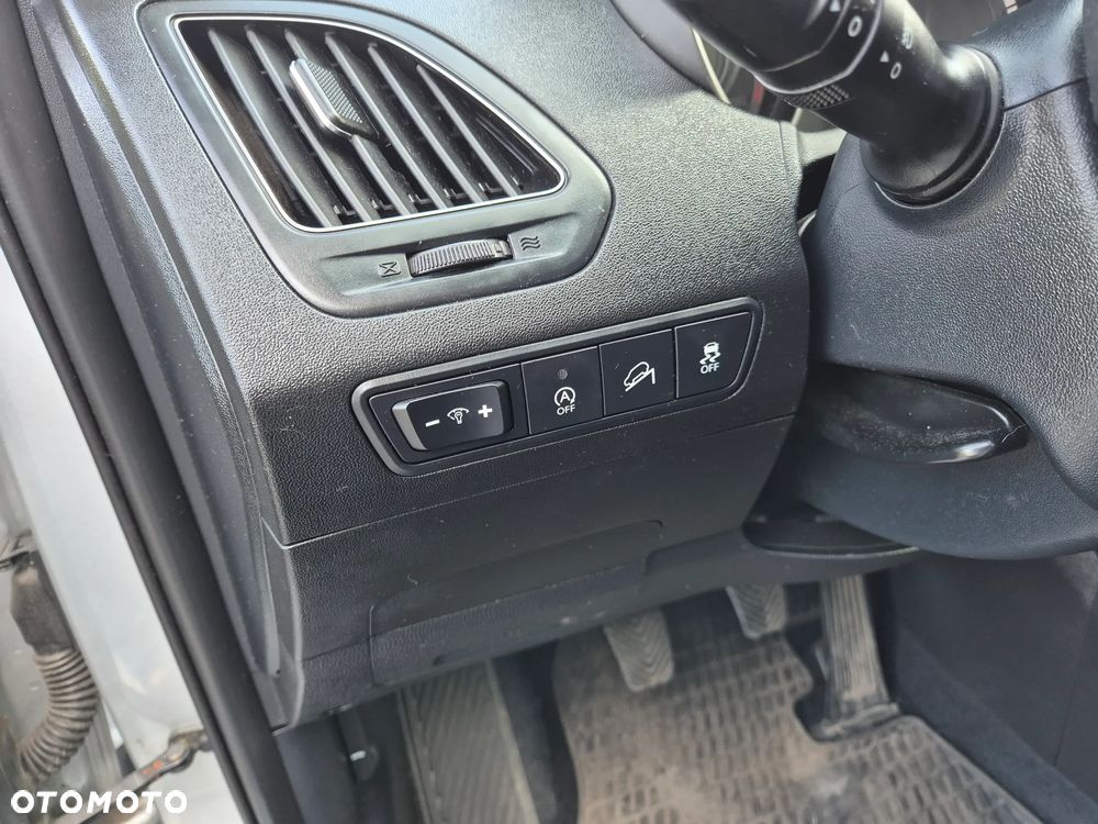 Hyundai ix35 1.6 GDI Premium 2WD - 19