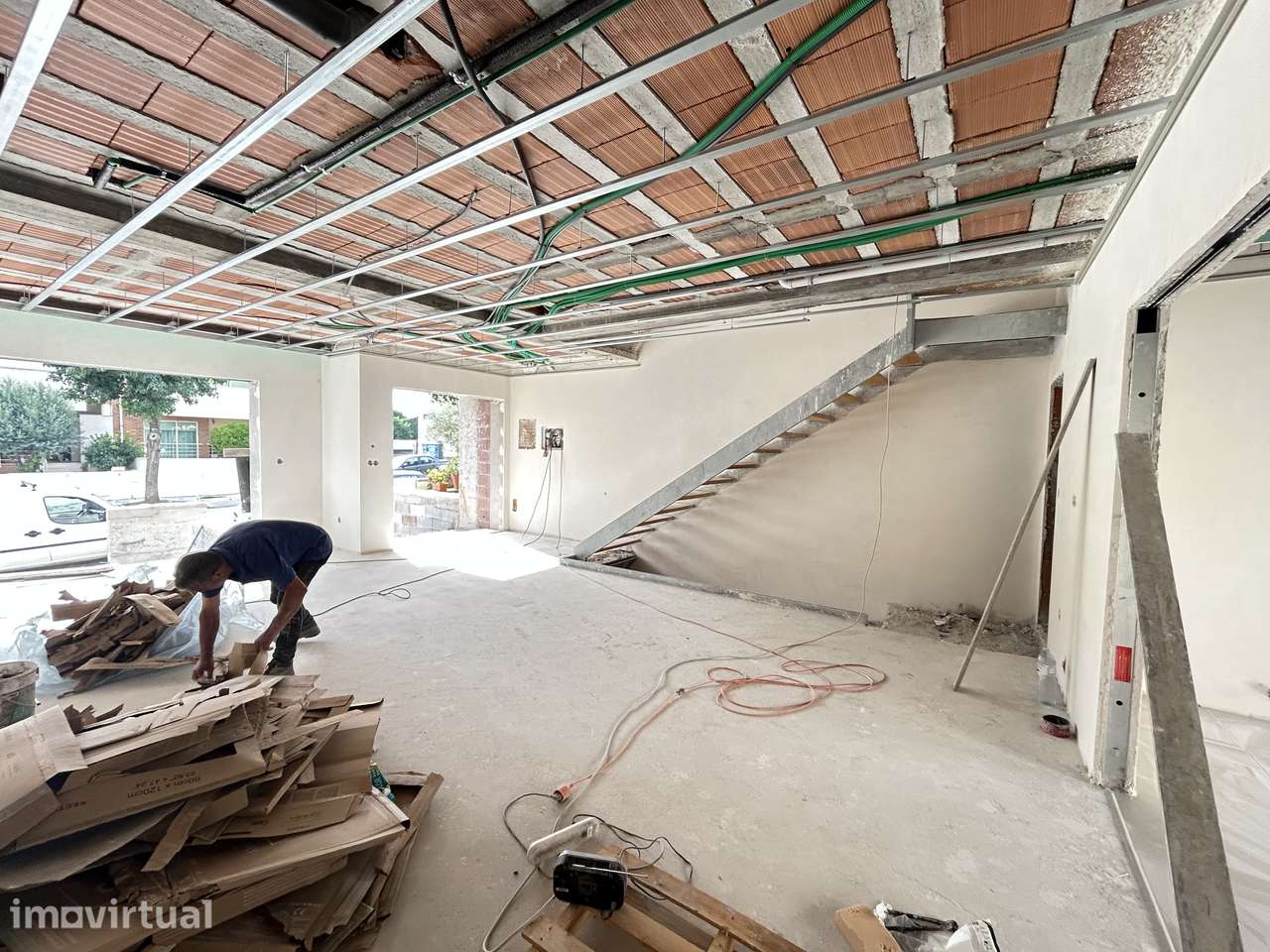 VENDE-SE Moradia T4, NOVA, próxima ao Centro de Braga. - Grande imagem: 5/19