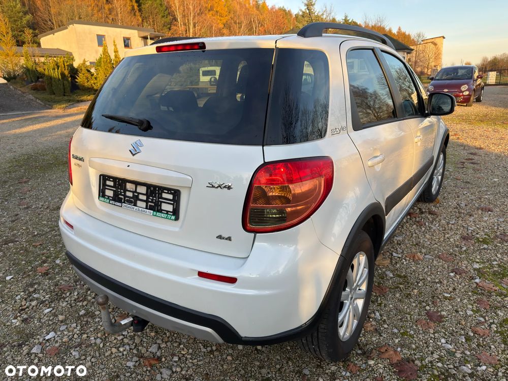 Suzuki SX4 1.6 VVT 4x4 Comfort - 4
