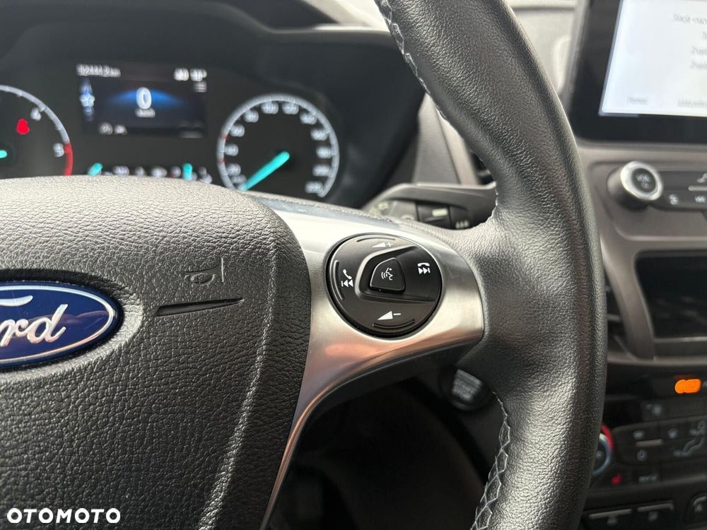 Ford Tourneo Connect Grand - 13