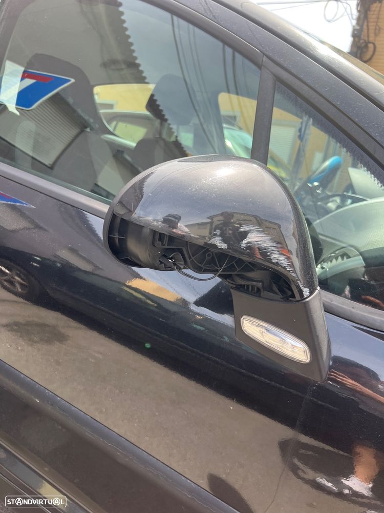 Peugeot 207 - 7