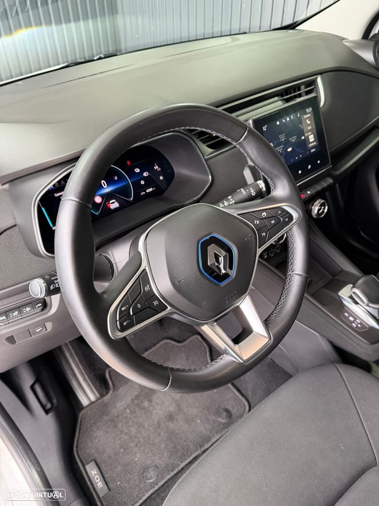 Renault Zoe - 8