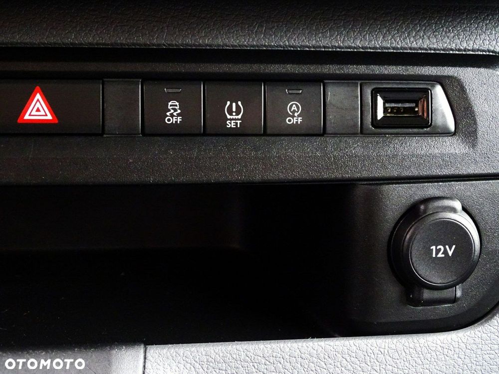 Citroën SpaceTourer M 1.5 BlueHDi 120 Business - 31