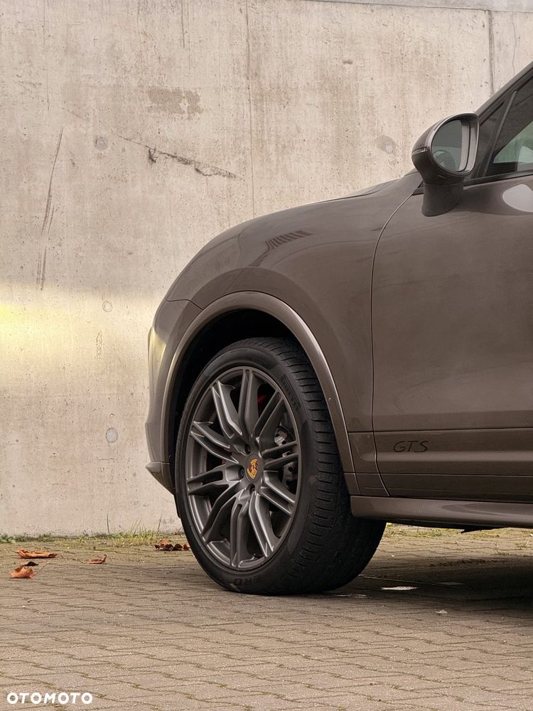 Porsche Cayenne GTS Tiptronic S - 12