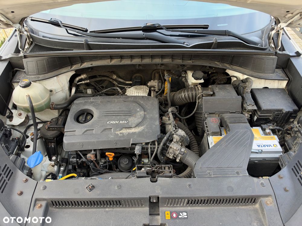 Hyundai Tucson 1.7 CRDI BlueDrive Comfort 2WD - 19