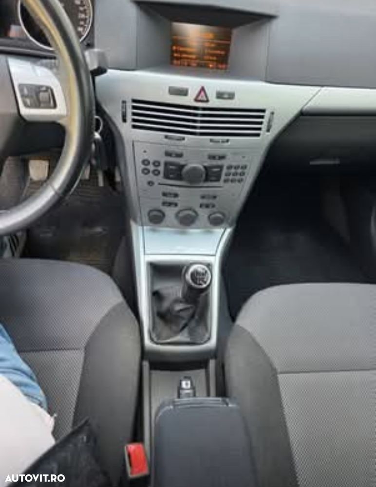 OPEL Astra 2010 — imagine 8