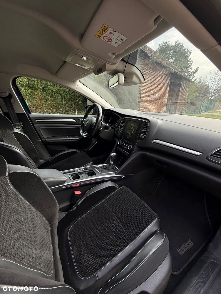 Renault Megane 1.6 dCi GT Line EDC - 11