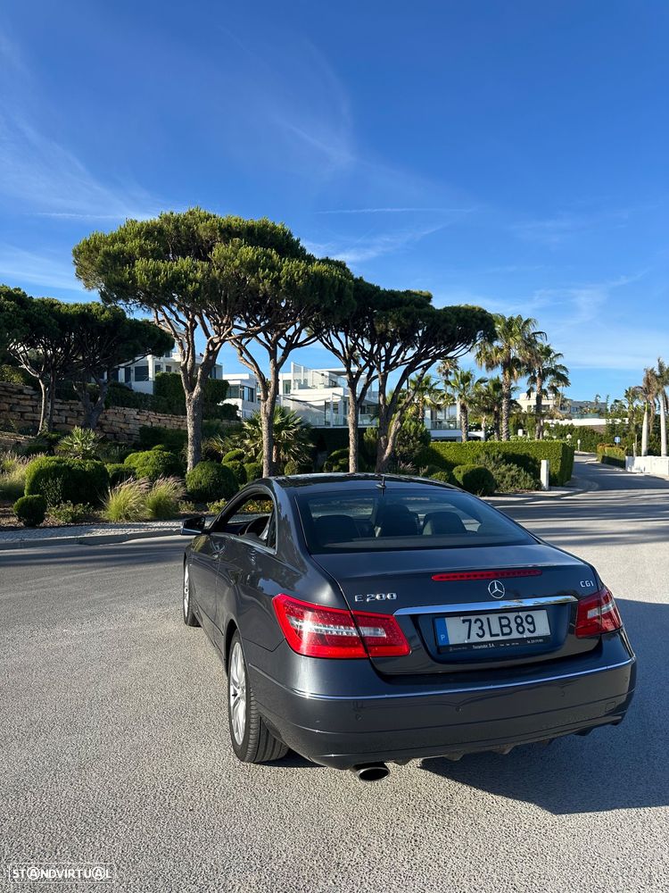Mercedes-Benz E 200 CGi Avantgarde BlueEfficiency - 12