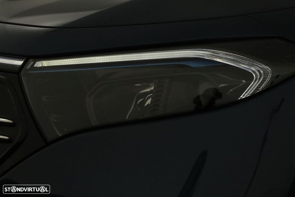 Mercedes-Benz EQB 300 4Matic AMG Line - 6